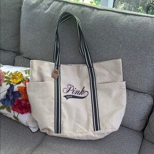 PINK Victoria’s Secret tote